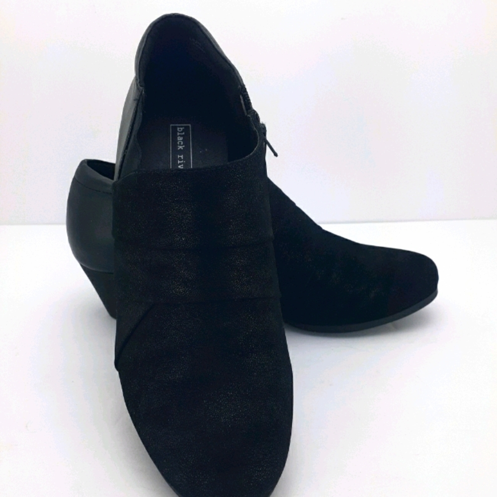 Black rivet